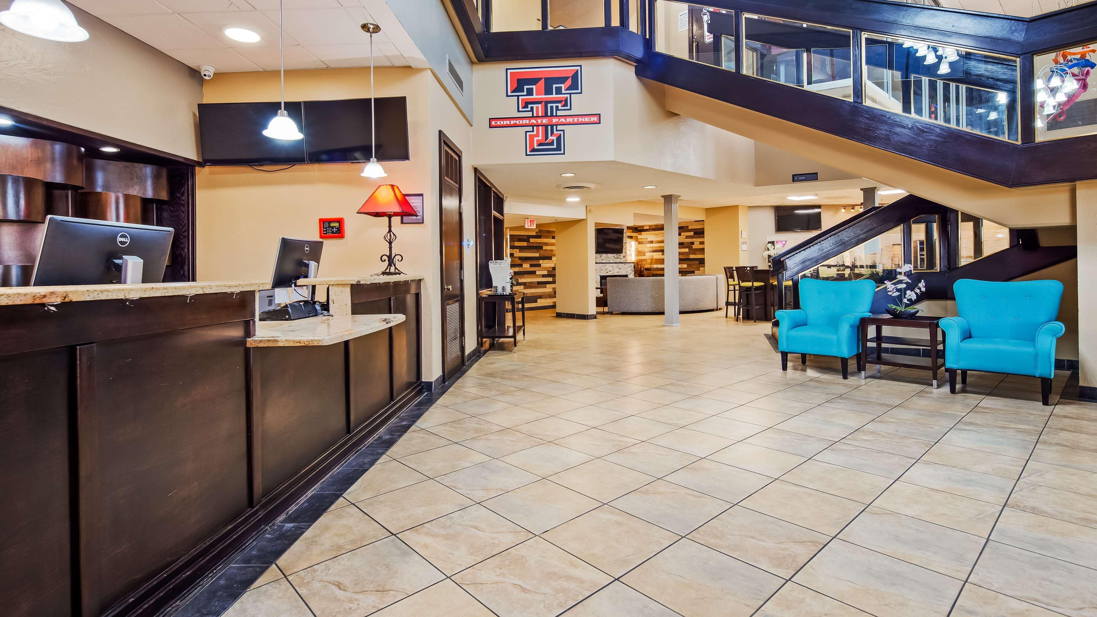 Best Western Plus Harrisburg East Inn&Suites Extérieur photo