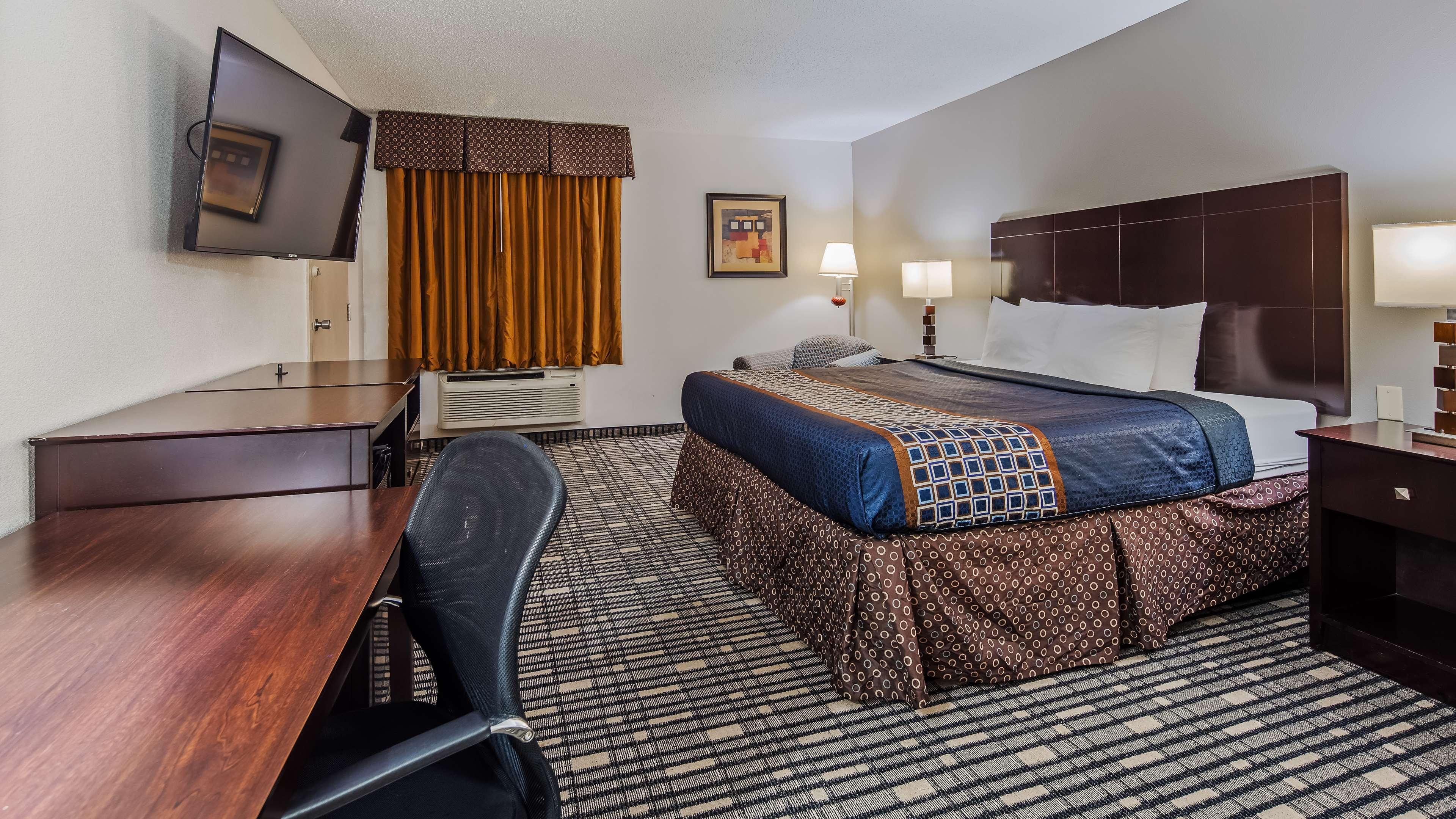 Best Western Plus Harrisburg East Inn&Suites Extérieur photo