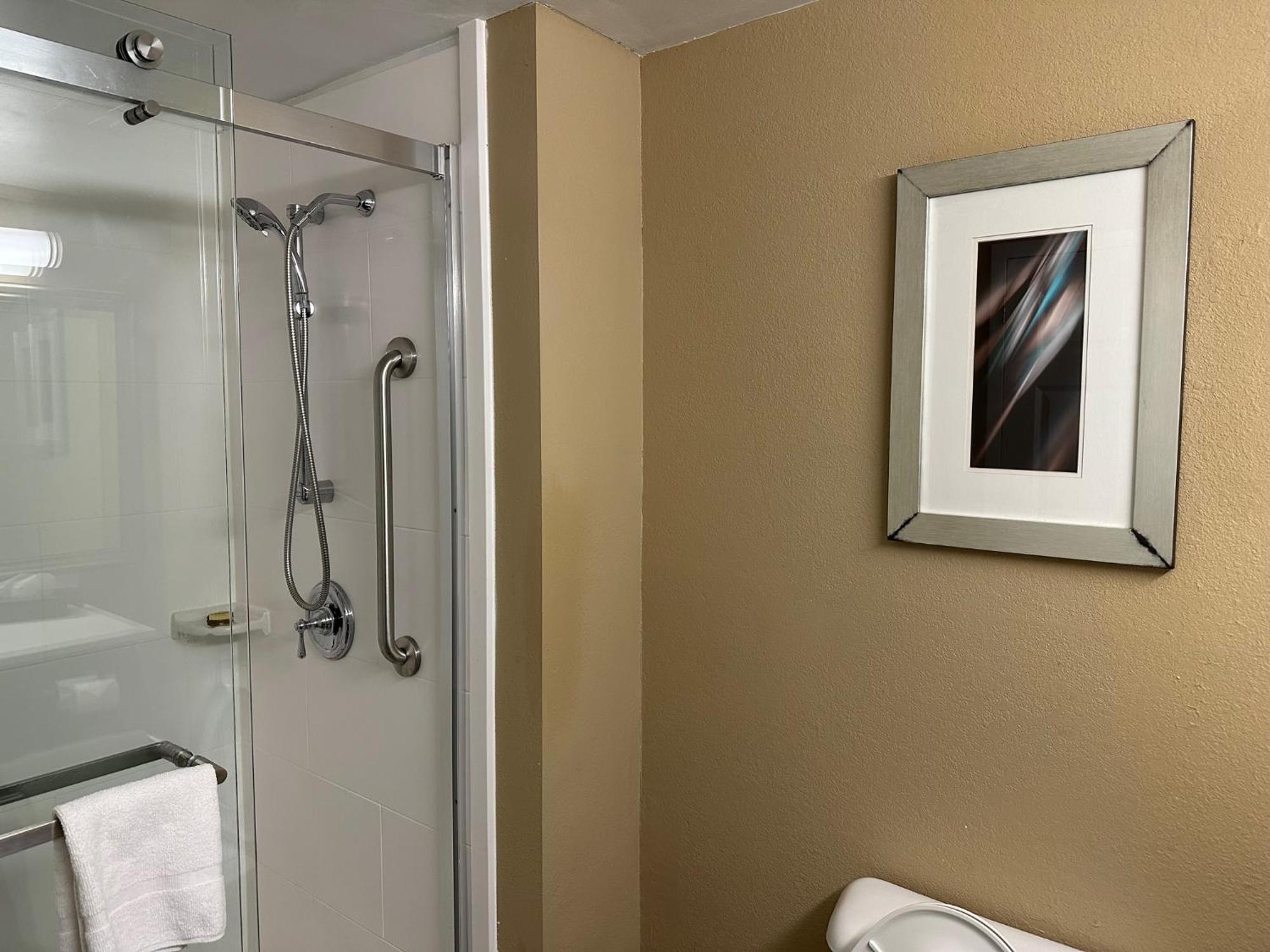 Best Western Plus Harrisburg East Inn&Suites Extérieur photo