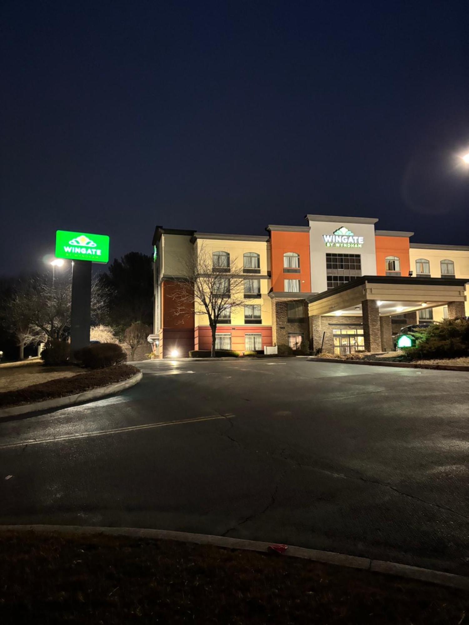 Best Western Plus Harrisburg East Inn&Suites Extérieur photo