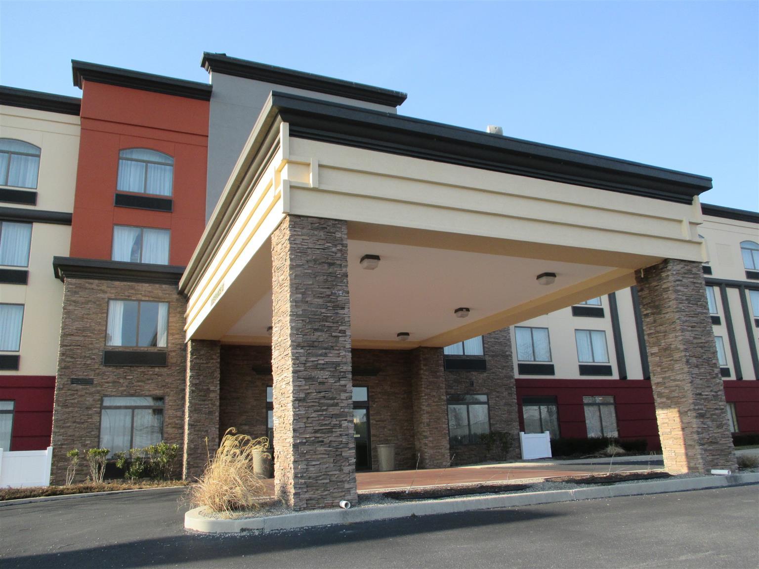 Best Western Plus Harrisburg East Inn&Suites Extérieur photo